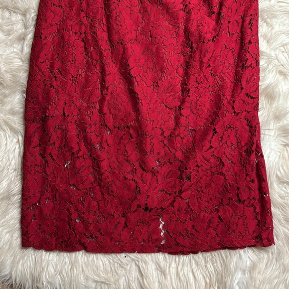 Forever 21 Red Lace off the Shoulder MIDI Dress - Picture 3 of 9